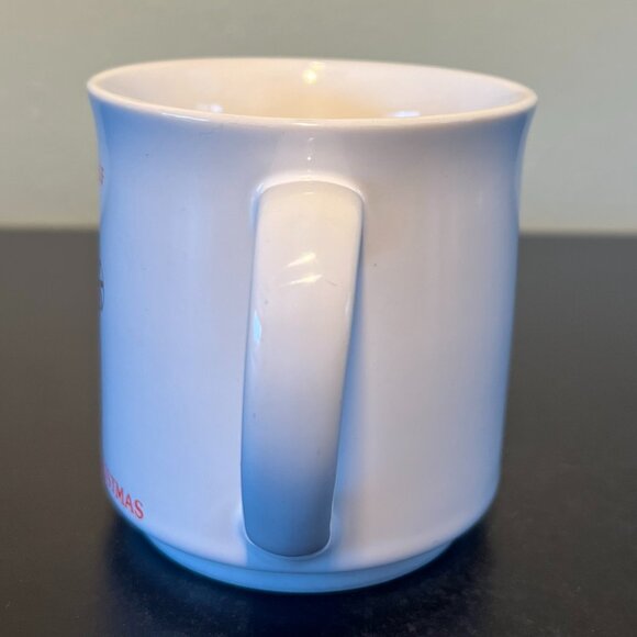 SANDRA BOYNTON Cat & Candy Cane Mug HAVE YOURSELF A MERRY LITTLE CHRISTMAS - Picture 4 of 8